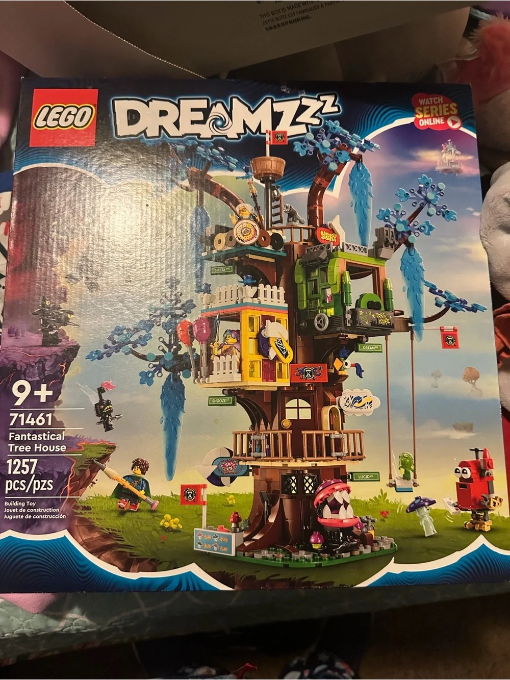 LEGO Dreamzzz Fantastical Tree House Set - Blue Green Brown Yellow Pink